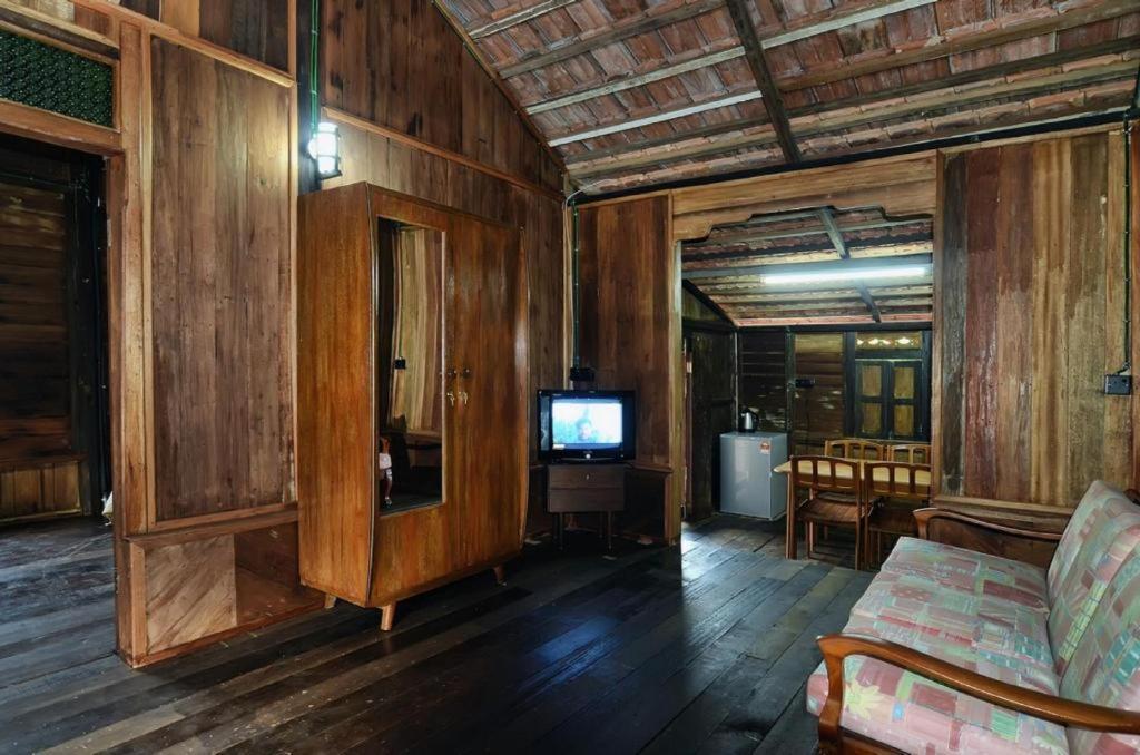 Oyo Home 90745 Desa Balqis Beach Resort Malacca Eksteriør billede