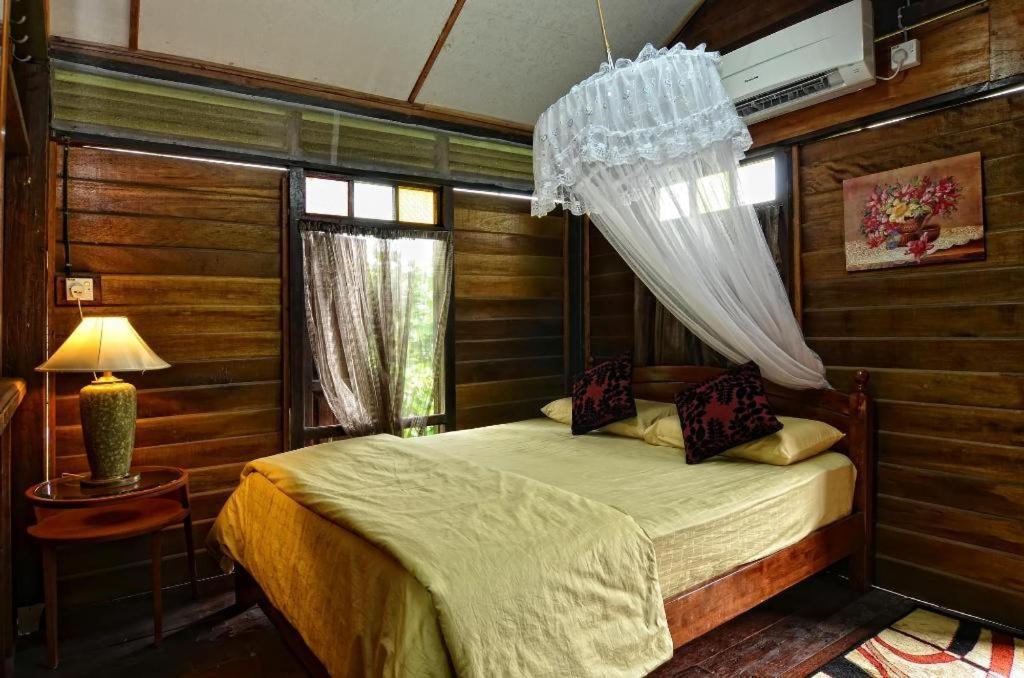 Oyo Home 90745 Desa Balqis Beach Resort Malacca Eksteriør billede