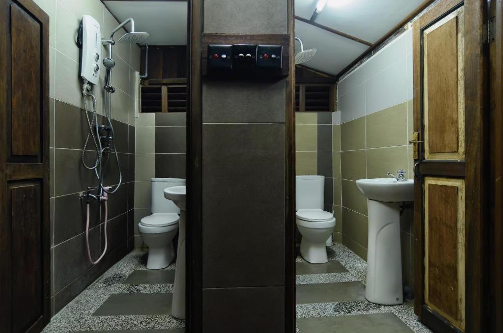 Oyo Home 90745 Desa Balqis Beach Resort Malacca Eksteriør billede